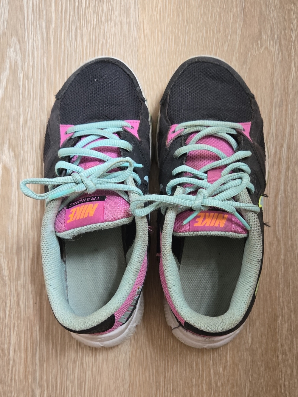 Nike Women’s Black Pink Mint Training Sneakers